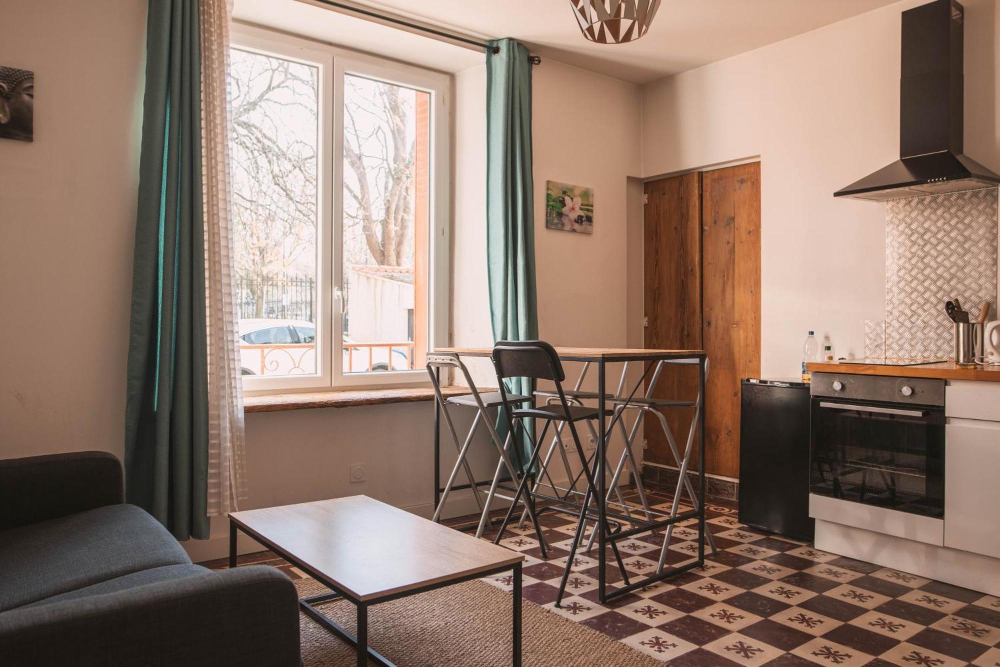 Joli Logement Centre Ville Avec Clim Orange  Kültér fotó